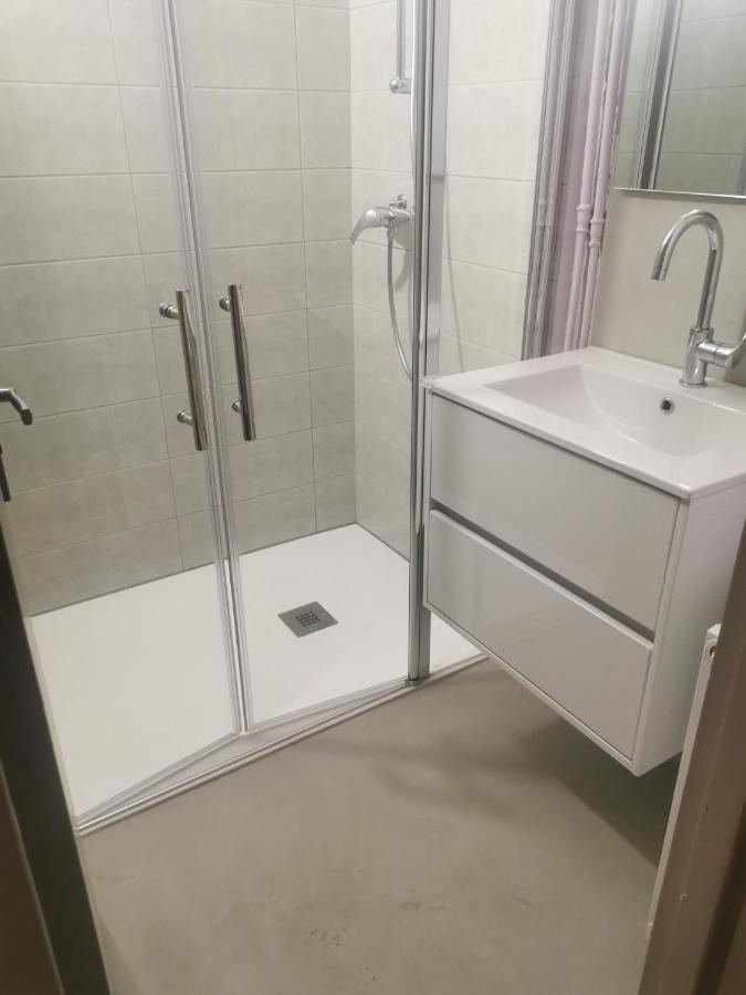 La Mansio De Bons Hostel Лес дьо Алпс Екстериор снимка
